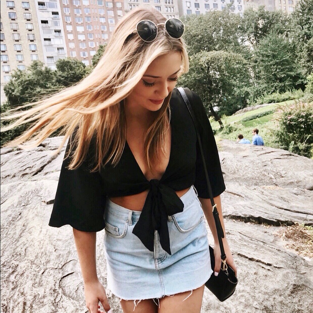 Meet your Posher, Ally